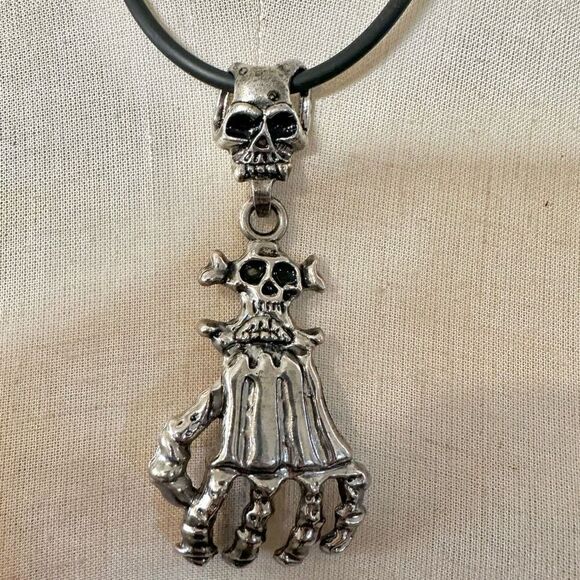Silver tone Skeleton Claw pendant Necklace on black cord - Picture 1 of 7